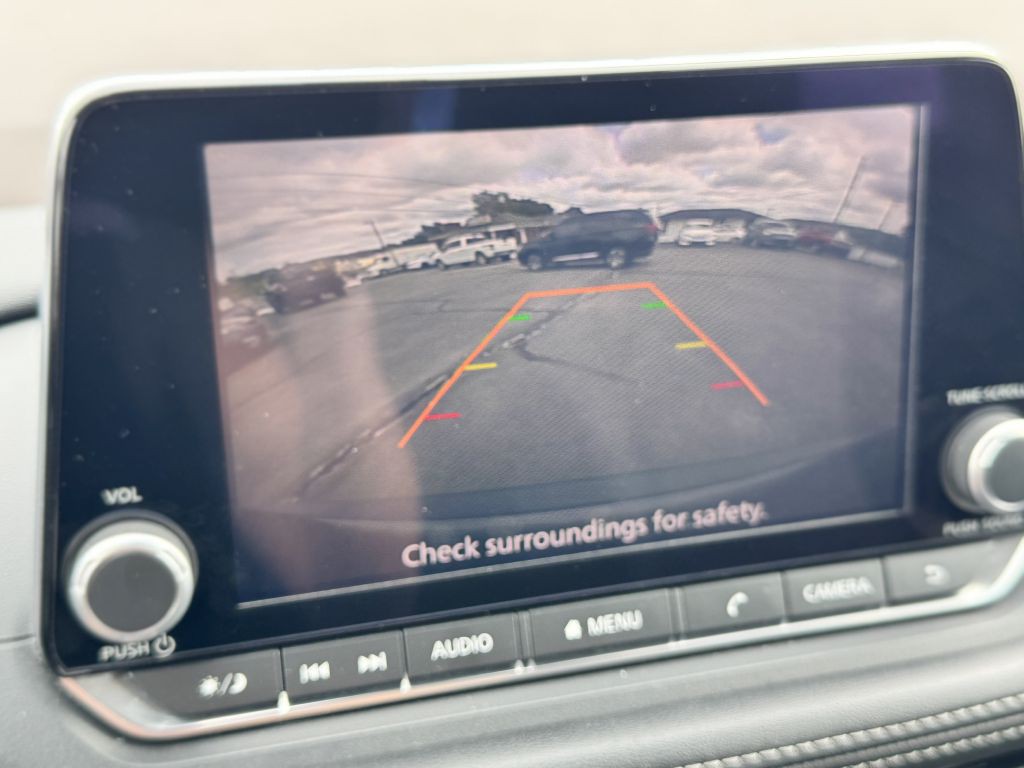 2022 Nissan Rogue Image 18