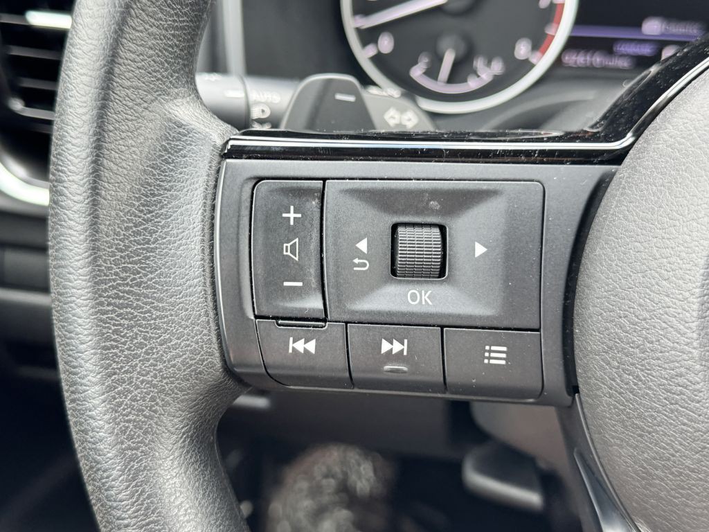 2022 Nissan Rogue Image 20