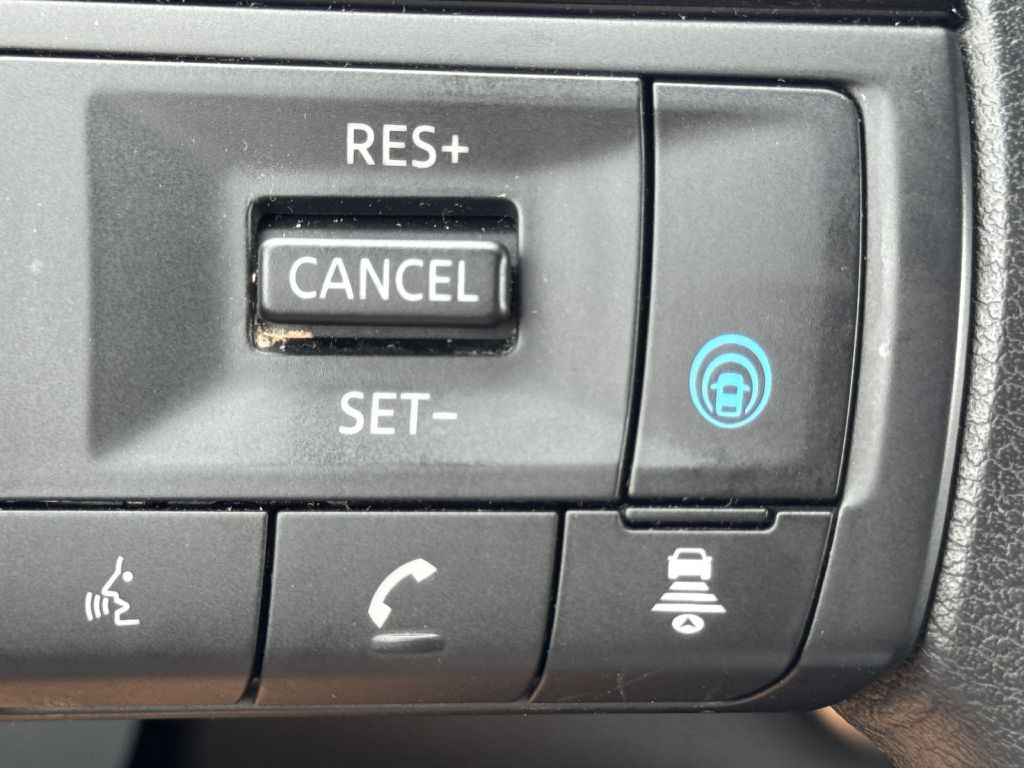 2022 Nissan Rogue Image 24