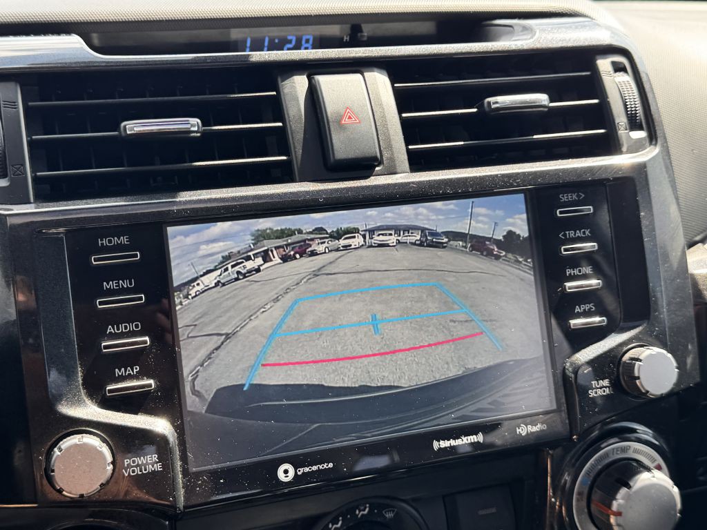 2020 Toyota 4Runner Image 23