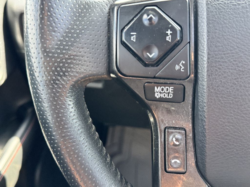 2020 Toyota 4Runner Image 24
