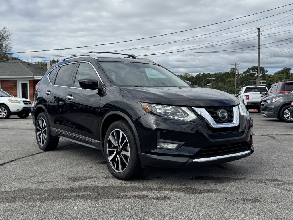 2020 Nissan Rogue Image 1