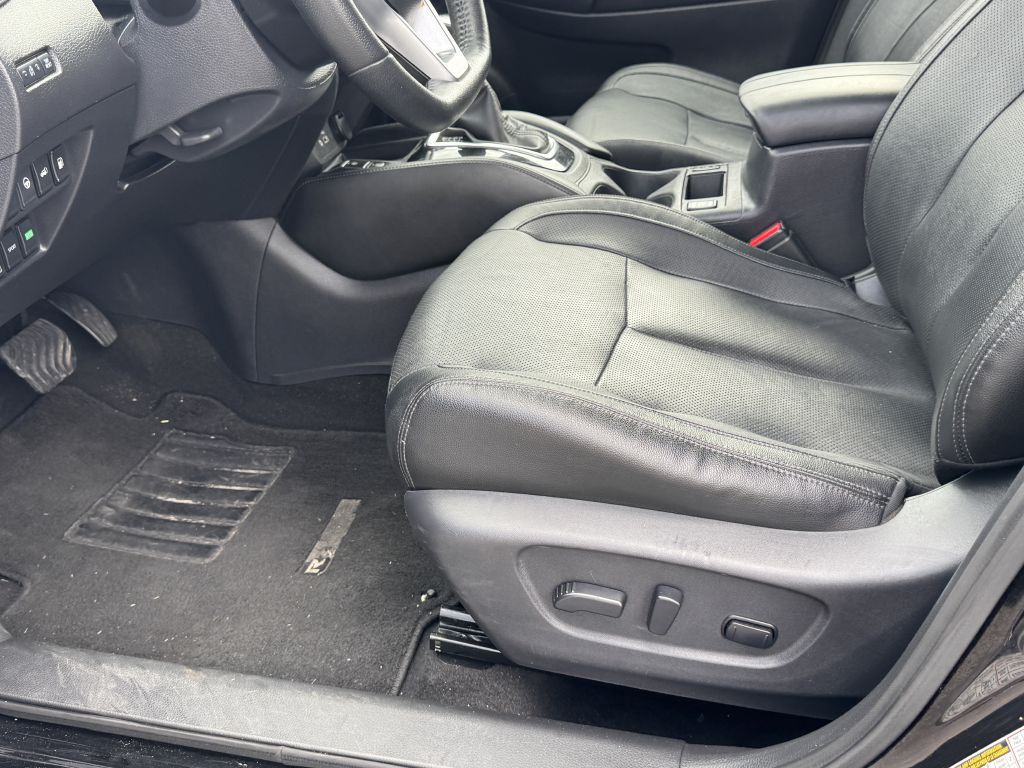 2020 Nissan Rogue Image 15