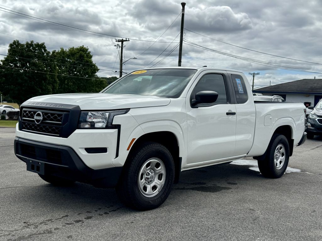 2024 Nissan Frontier Image 3