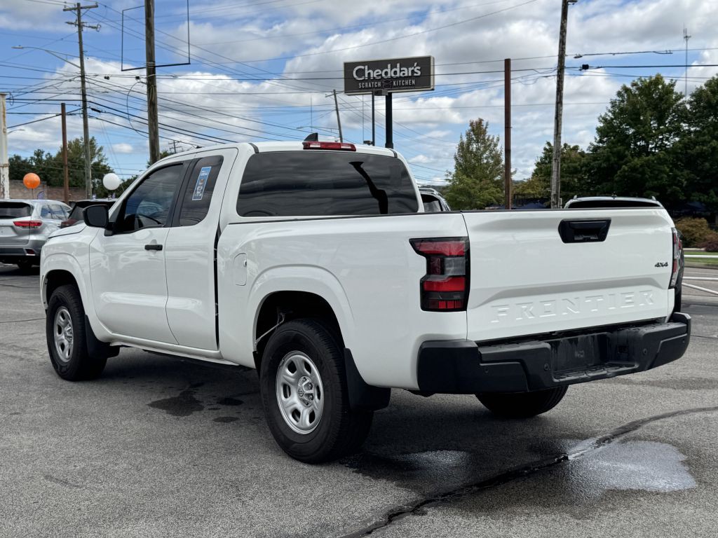 2024 Nissan Frontier Image 5