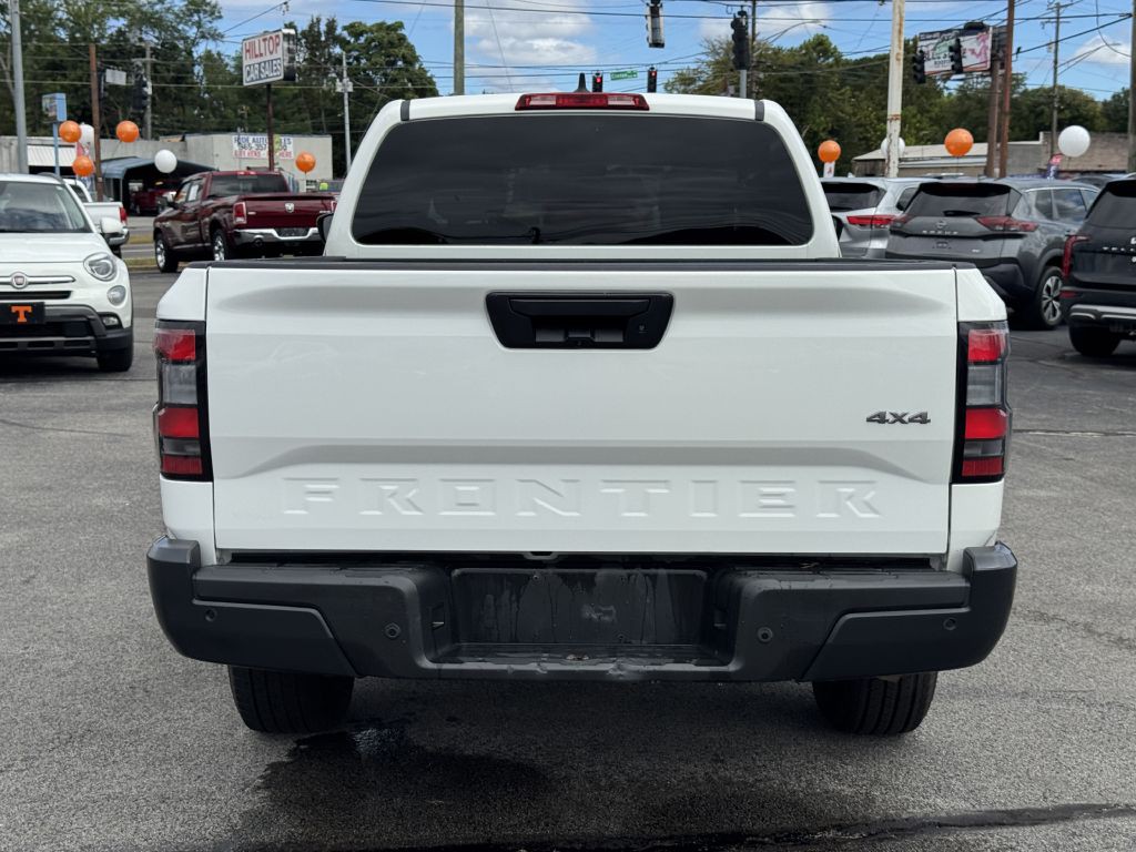 2024 Nissan Frontier Image 6