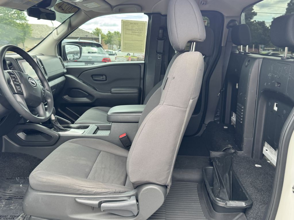 2024 Nissan Frontier Image 14