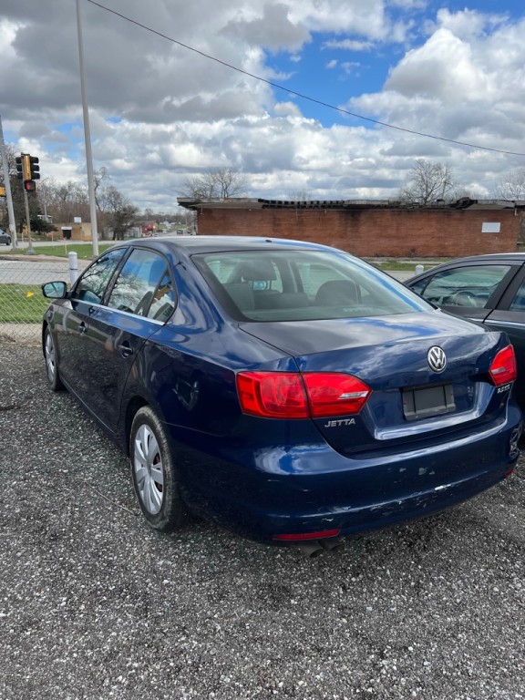2013 Volkswagen Jetta Image 4