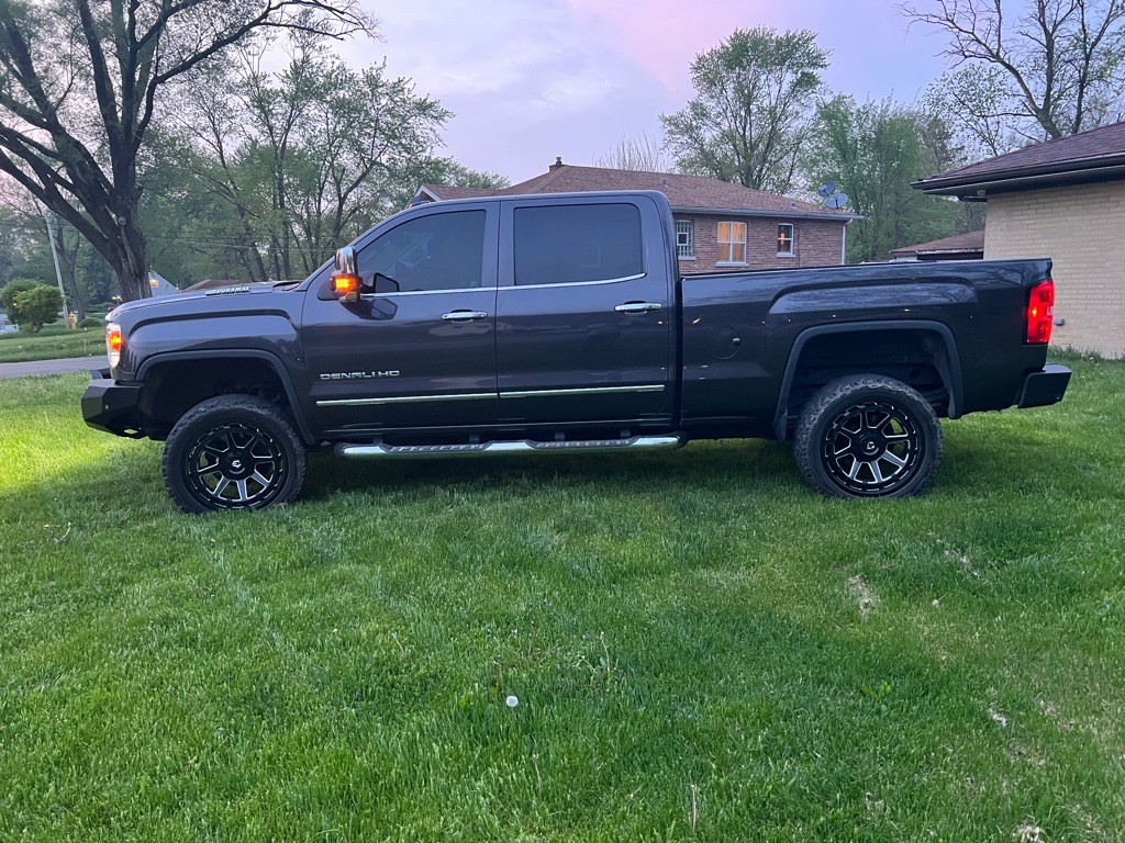 2016 GMC Sierra Image 4