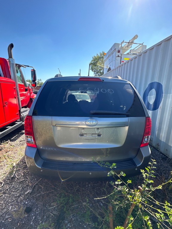 2012 Kia Sedona Image 3