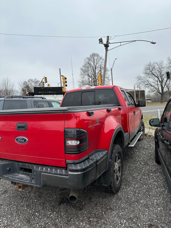 2005 Ford F-150 Image 4
