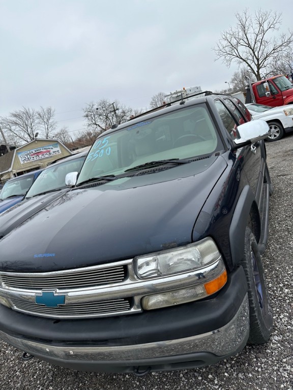 2005 Chevrolet Suburban Image 4