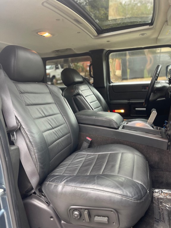 2006 HUMMER H2 Image 17