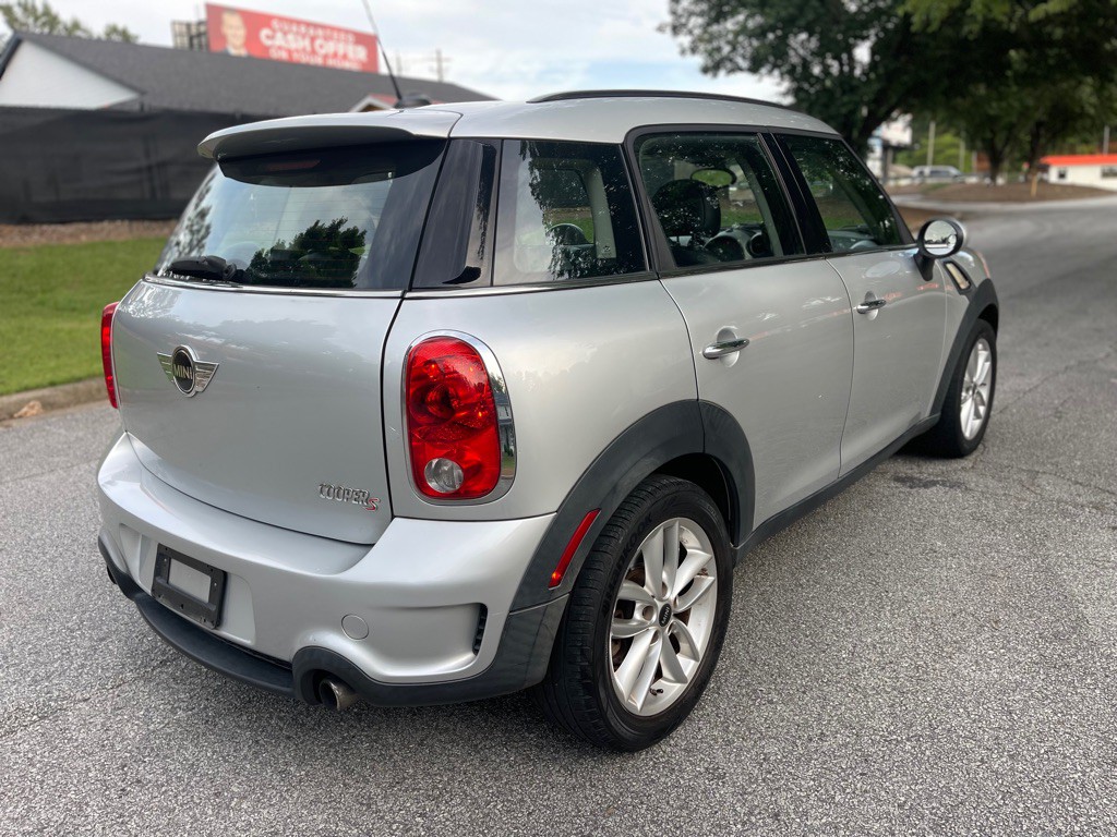 2012 MINI Countryman Image 3