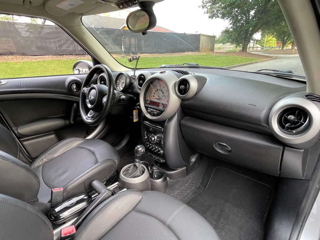 2012 MINI Countryman Image 15