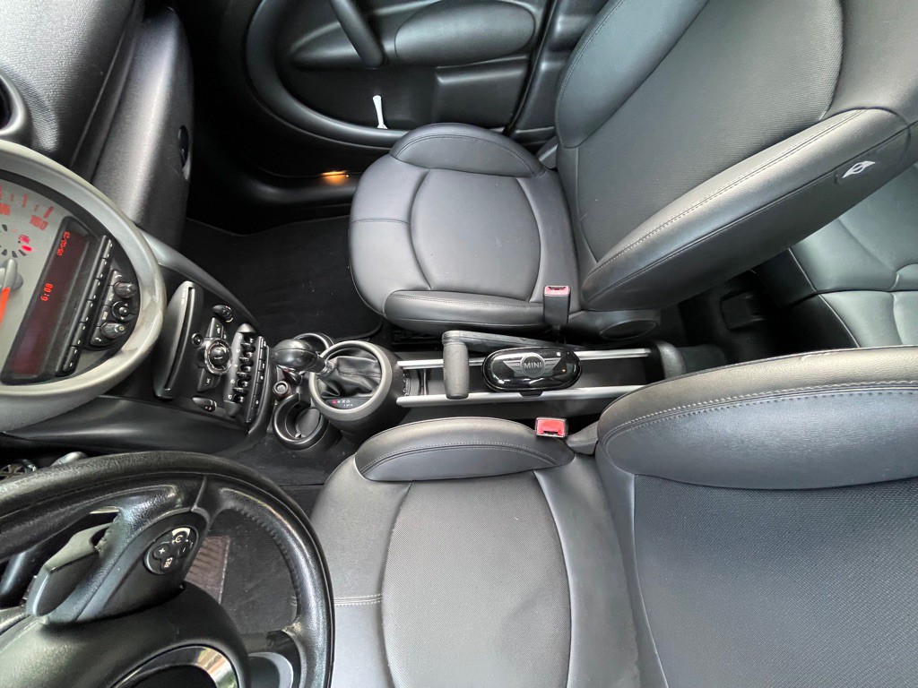 2012 MINI Countryman Image 19