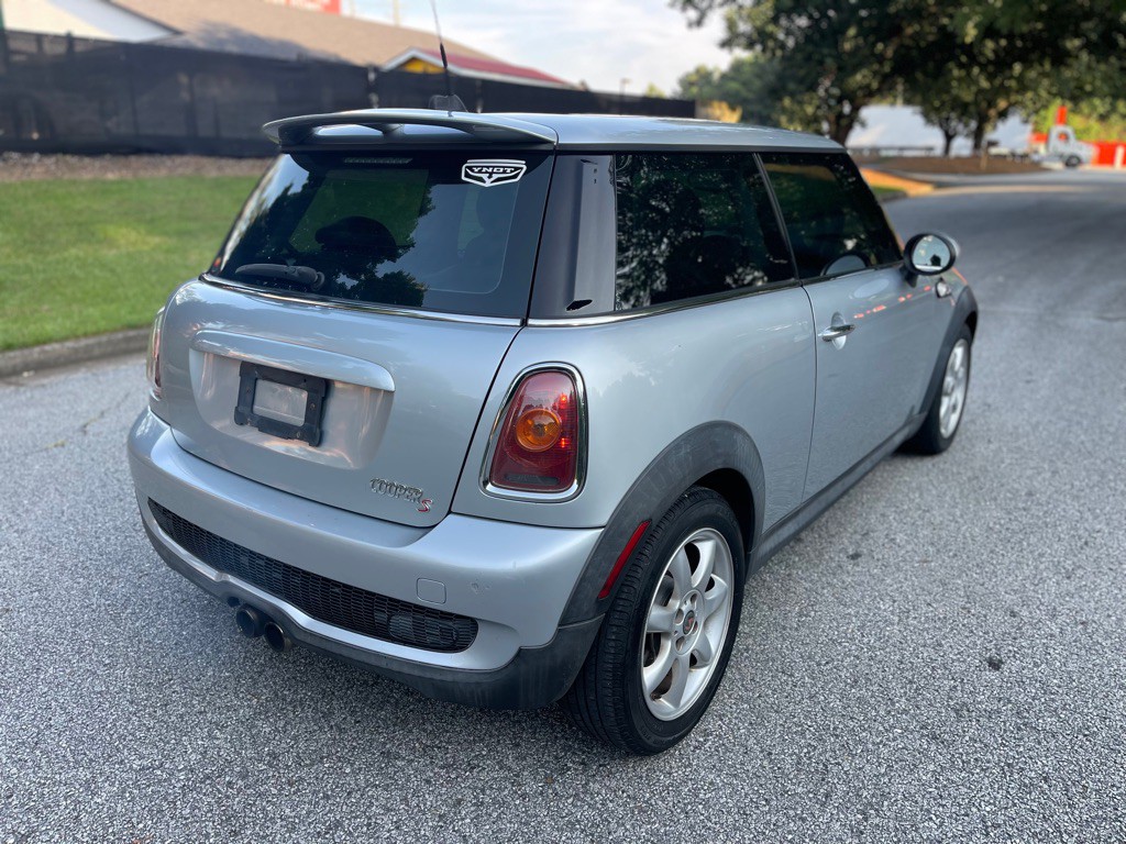 2009 MINI Cooper Image 4