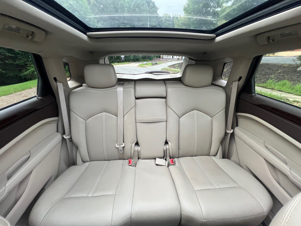 2011 Cadillac SRX Image 21