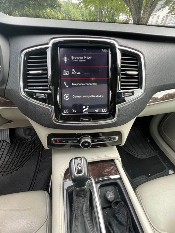 2016 Volvo XC90 Image 20