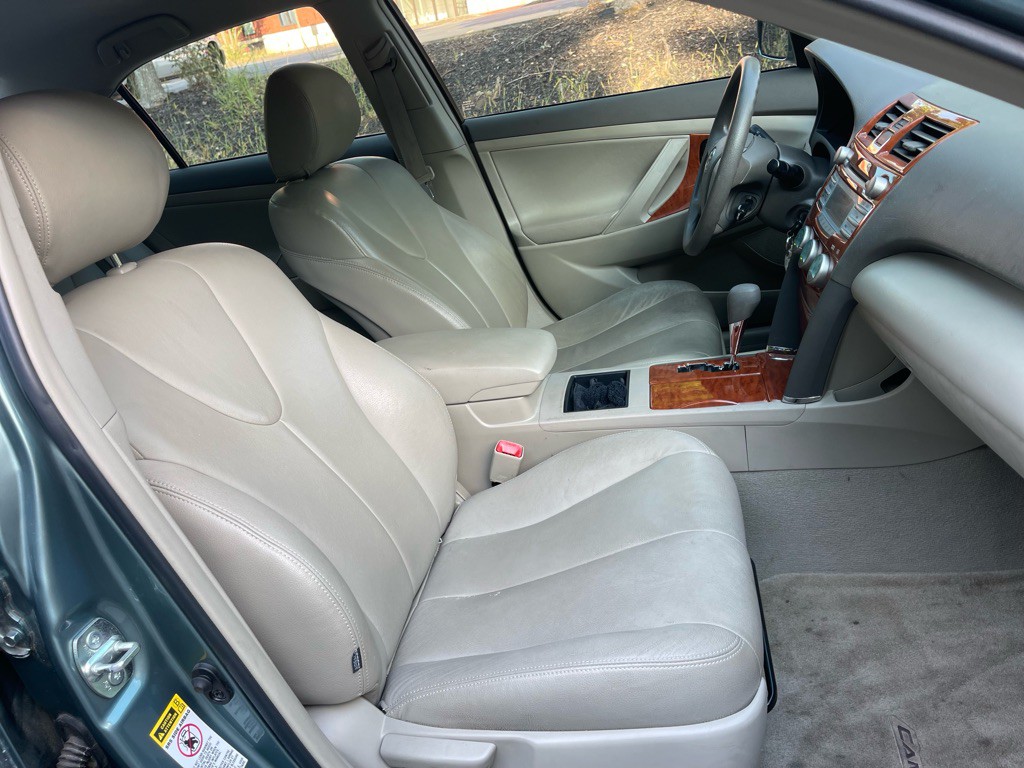2009 Toyota Camry Image 12