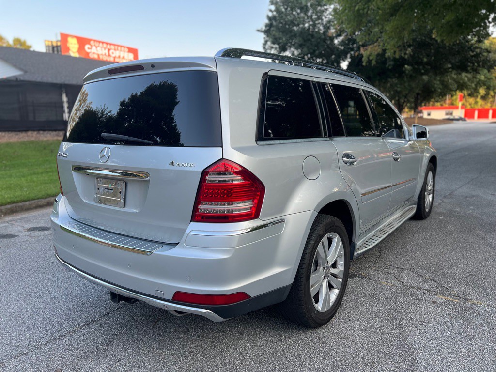 2012 Mercedes-Benz GL-Class Image 3