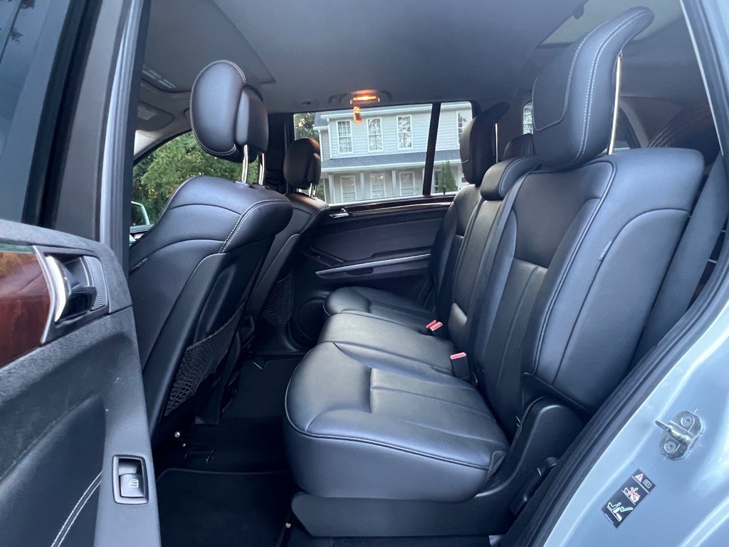 2012 Mercedes-Benz GL-Class Image 15