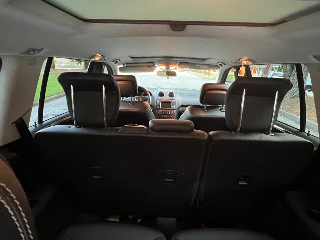 2012 Mercedes-Benz GL-Class Image 18