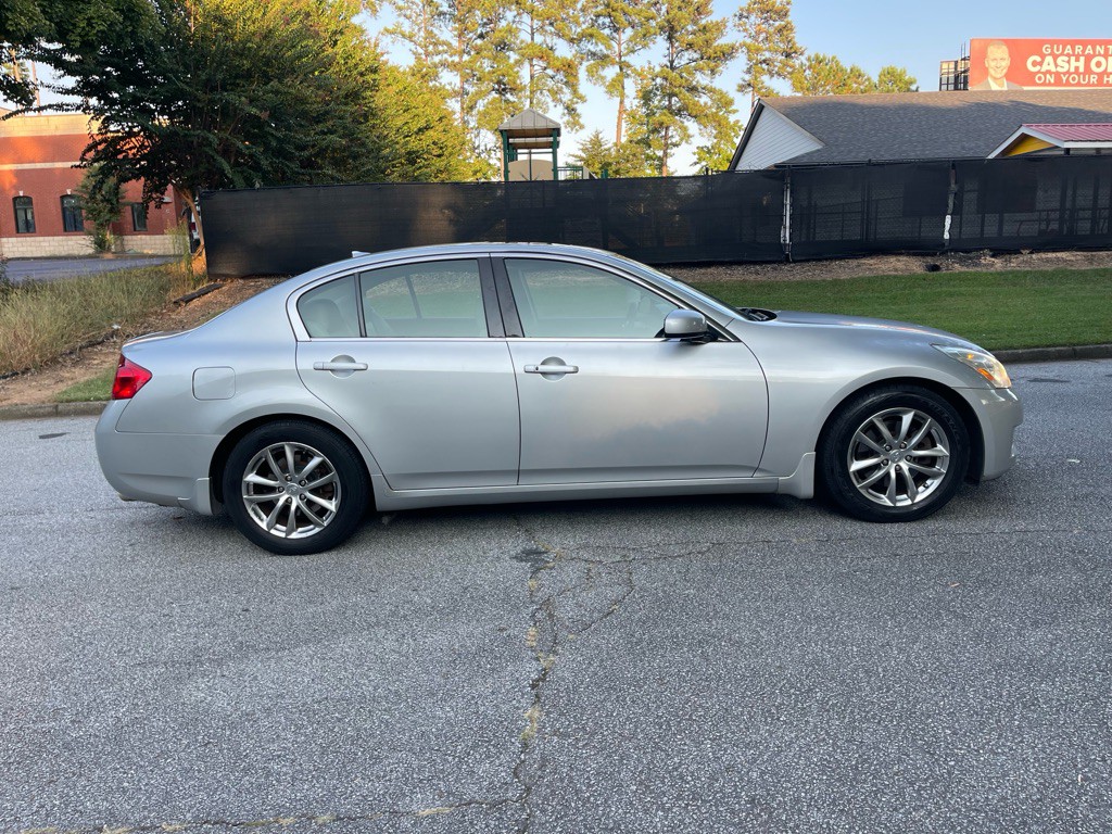 2007 INFINITI G35 Image 2