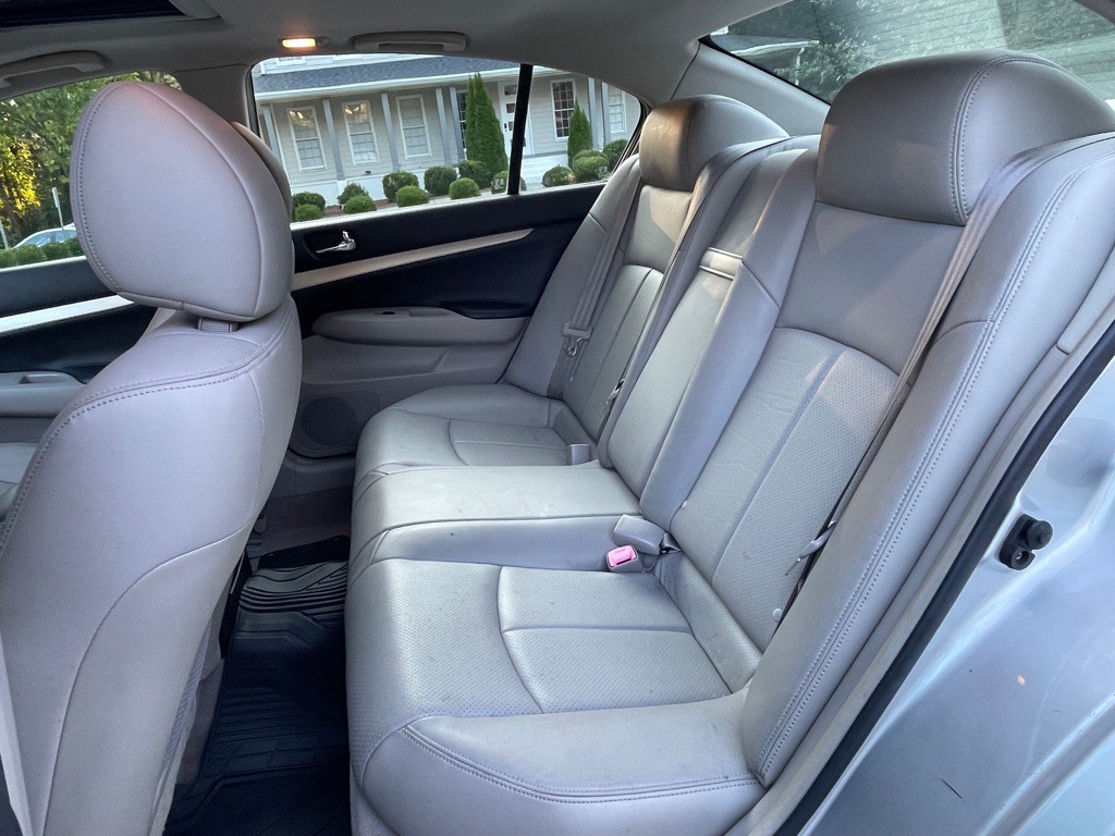 2007 INFINITI G35 Image 12
