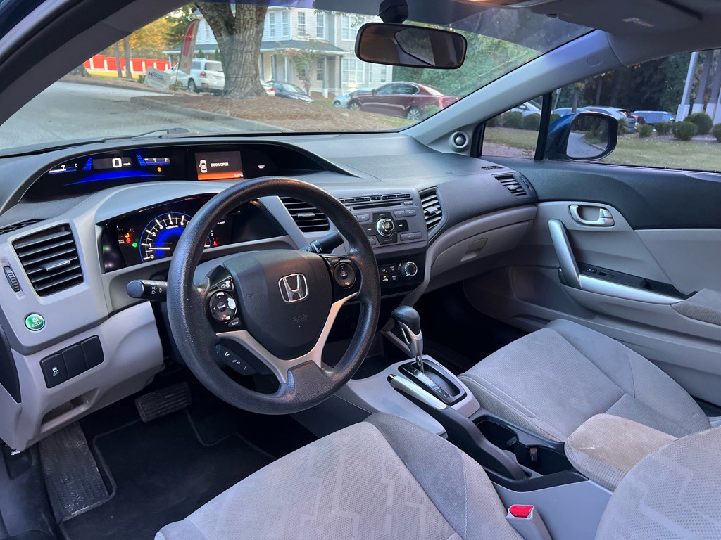 2012 Honda Civic Image 12