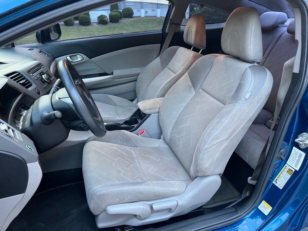2012 Honda Civic Image 13