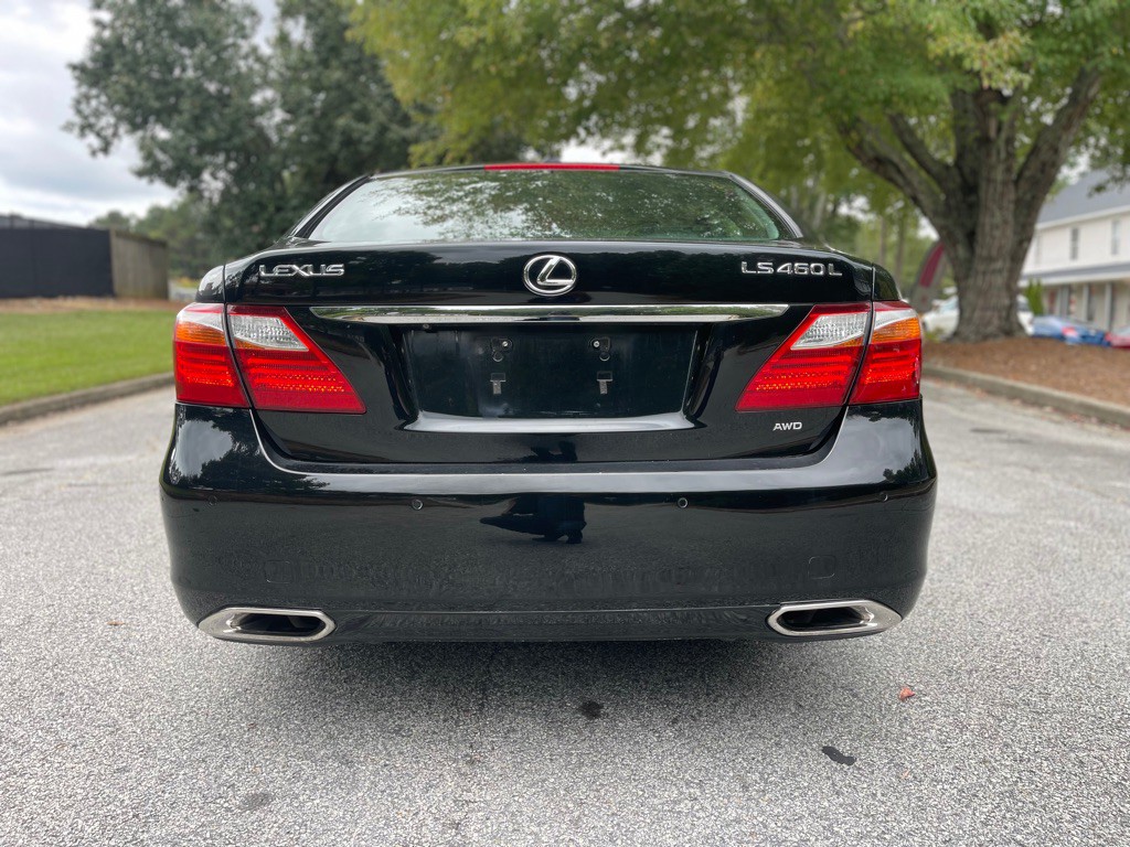 2010 Lexus LS 460 Image 5