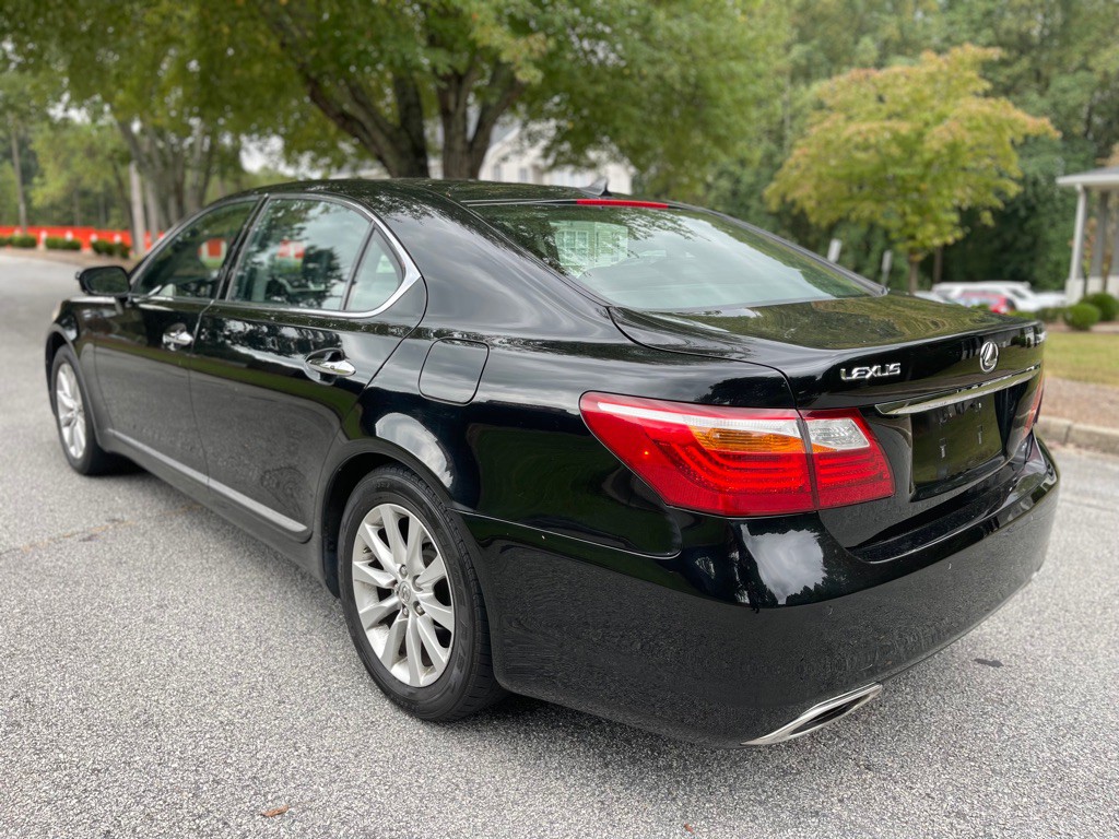2010 Lexus LS 460 Image 8
