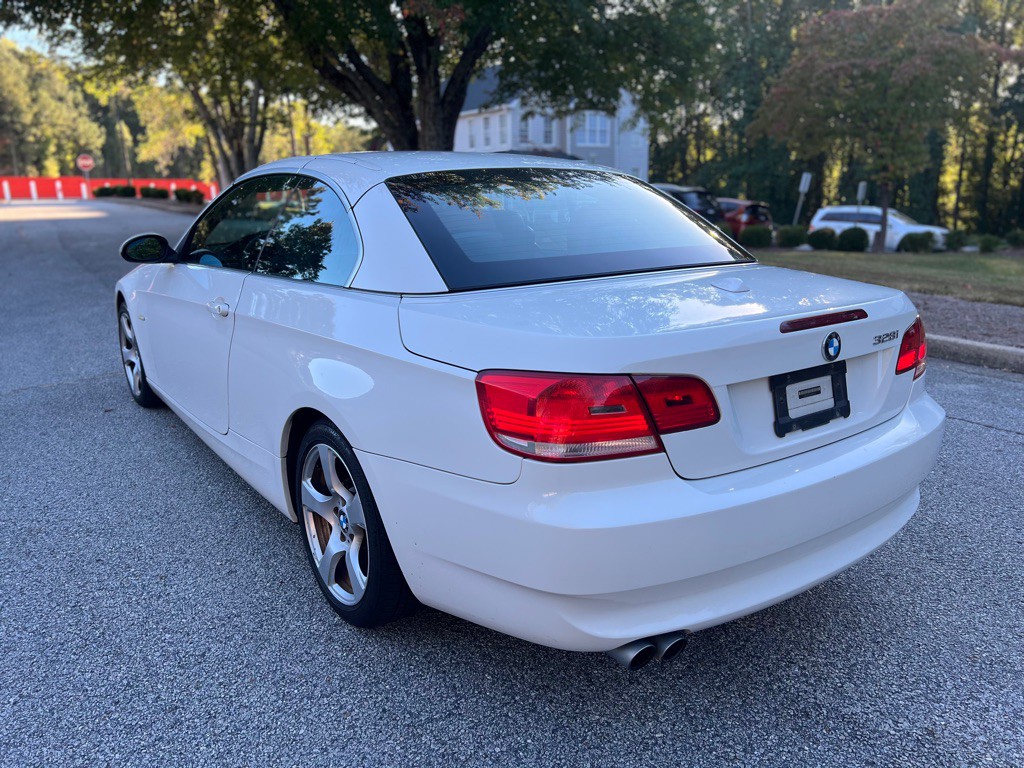 2008 BMW 3 Series Image 11