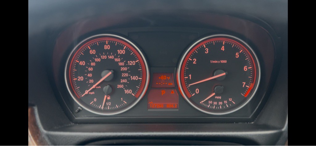 2011 BMW 3 Series Image 18