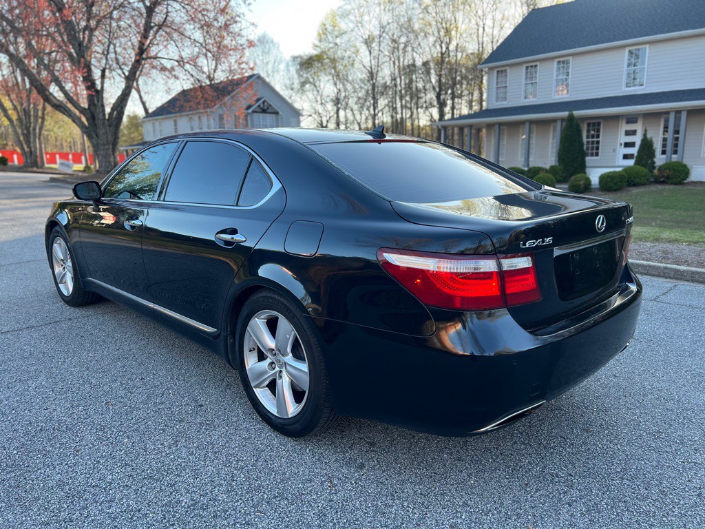 2008 Lexus LS 460 Image 2