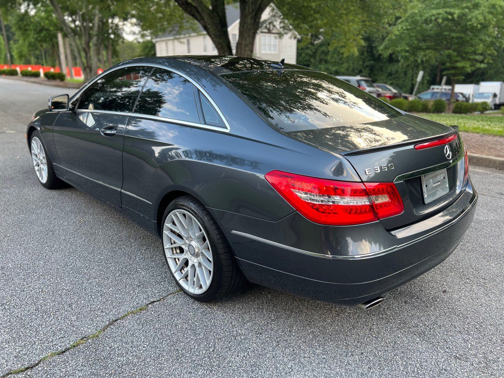 2013 Mercedes-Benz E-Class Image 6
