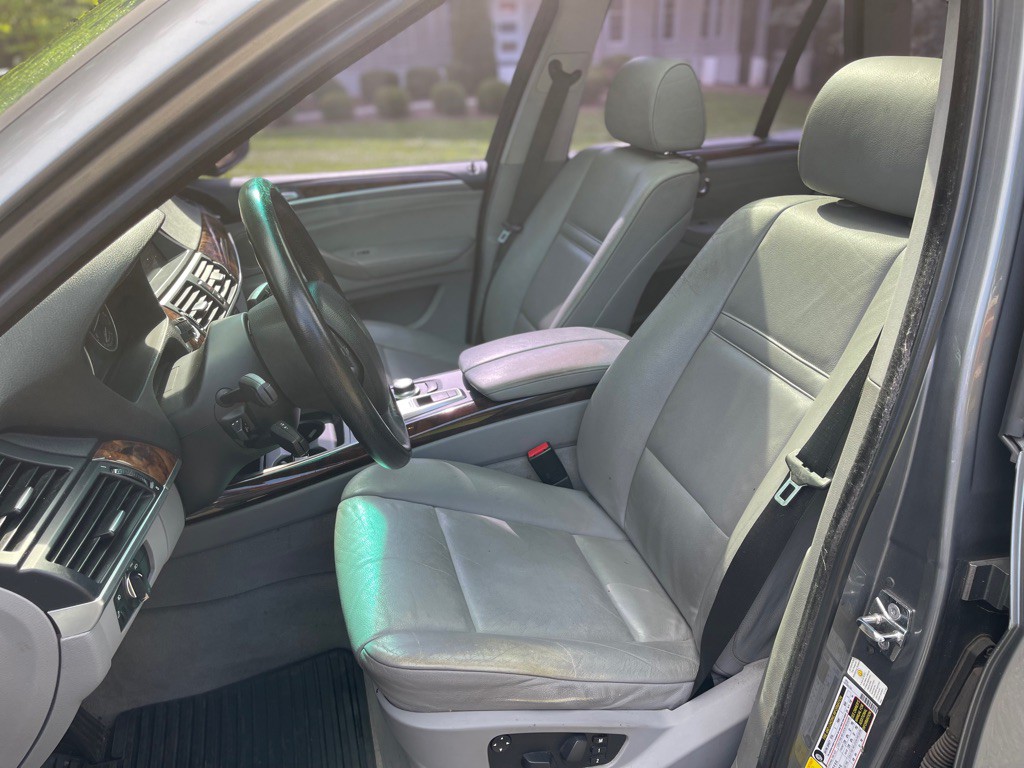 2007 BMW X5 Image 12