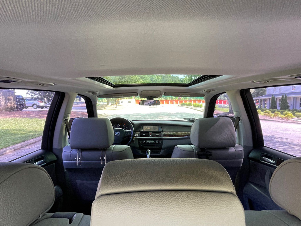 2007 BMW X5 Image 17