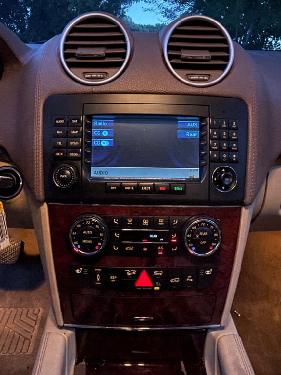 2008 Mercedes-Benz GL-Class Image 20
