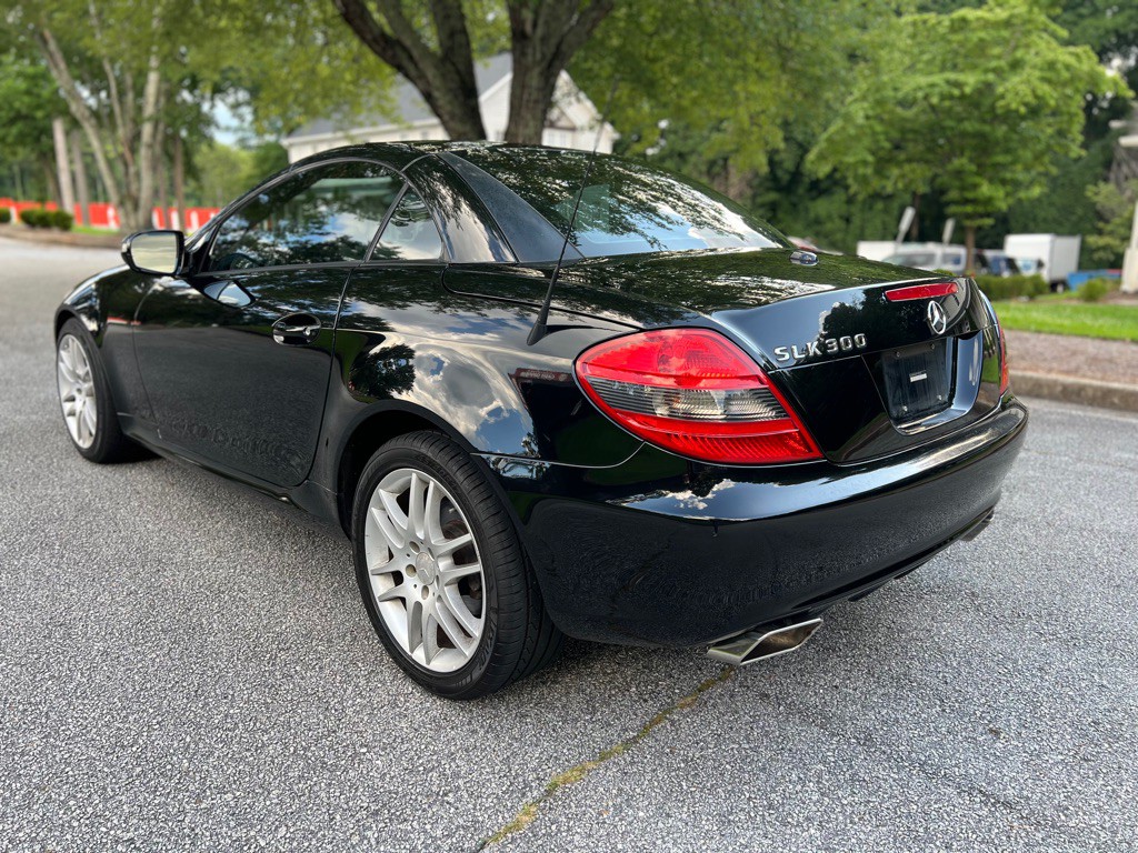 2009 Mercedes-Benz SLK-Class Image 10