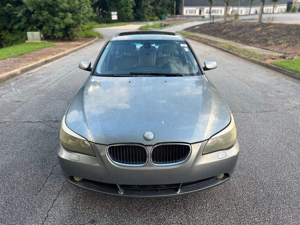 2004 BMW 5 Series Image 9