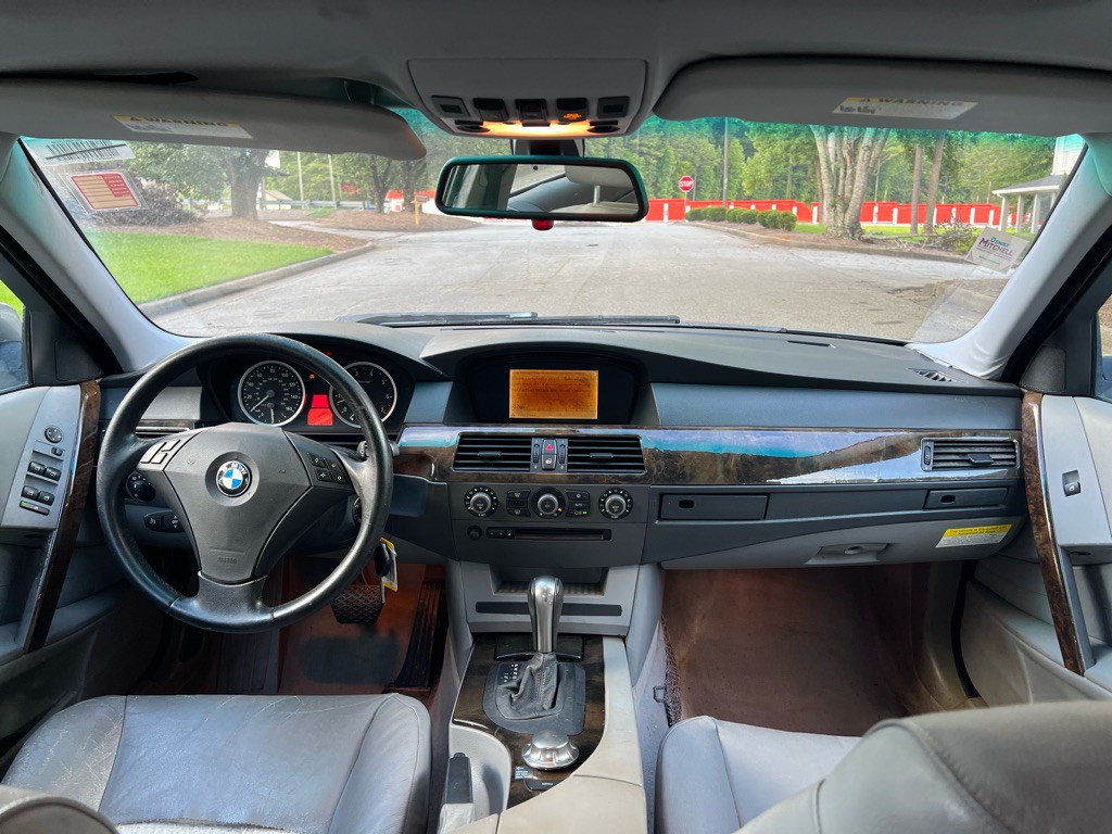 2004 BMW 5 Series Image 13