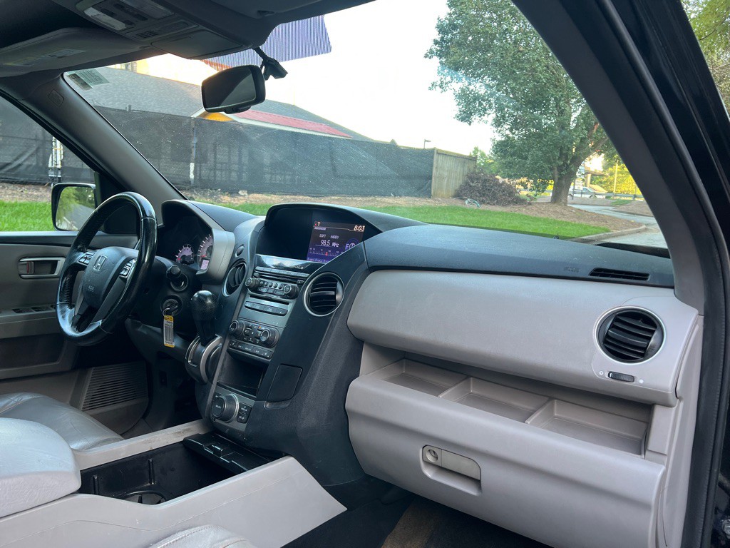2015 Honda Pilot Image 14