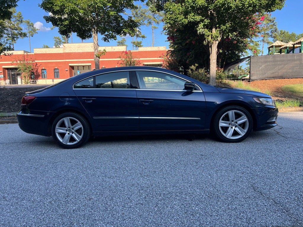 2015 Volkswagen CC Image 2