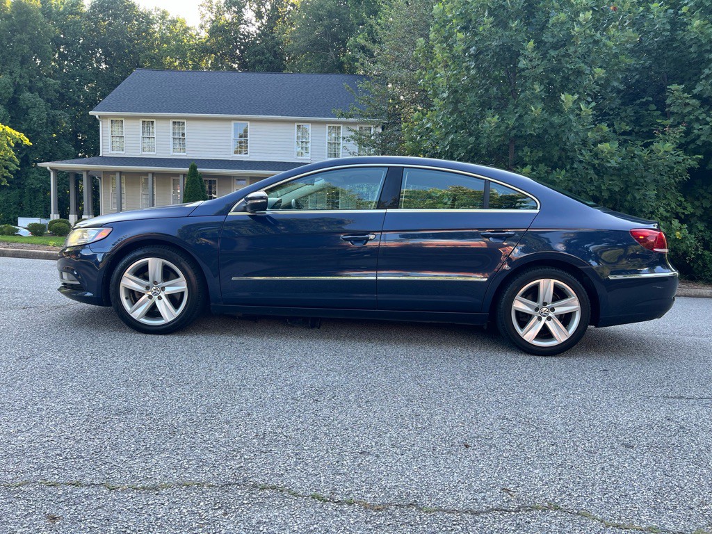 2015 Volkswagen CC Image 9