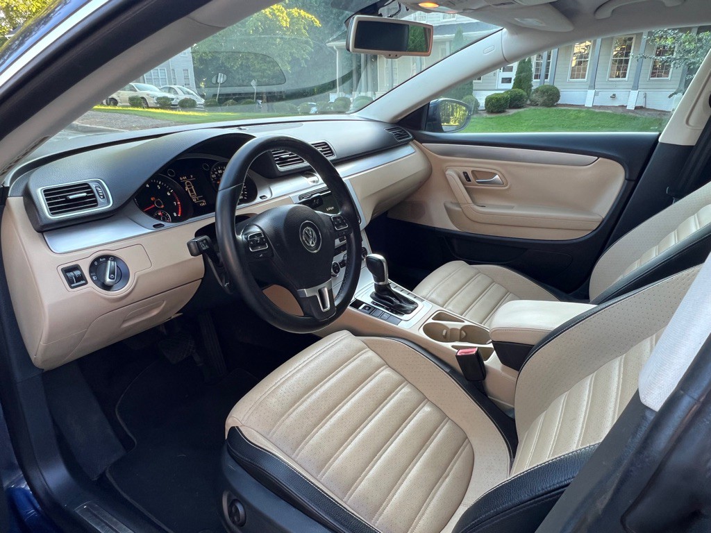 2015 Volkswagen CC Image 13