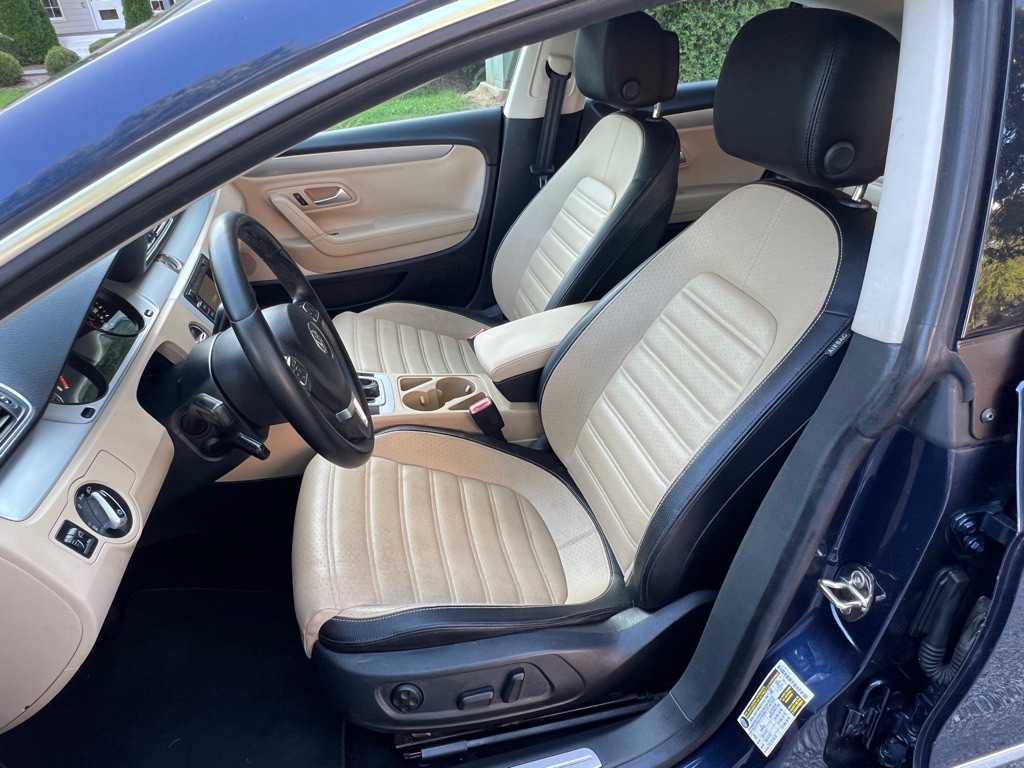 2015 Volkswagen CC Image 14