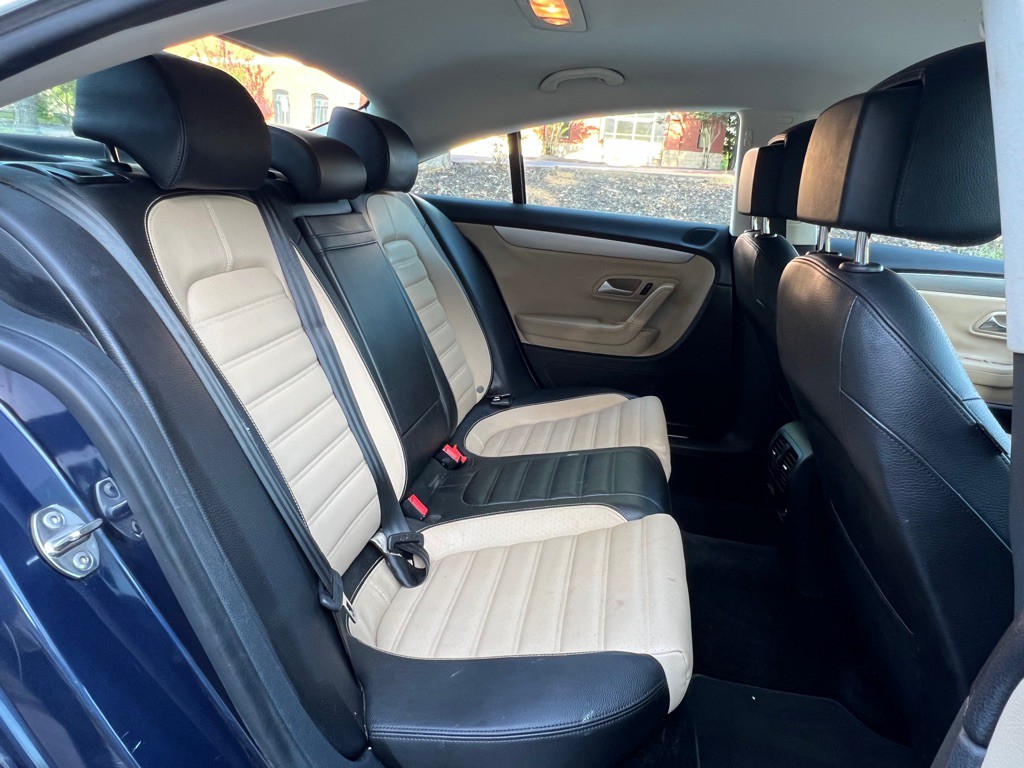 2015 Volkswagen CC Image 18