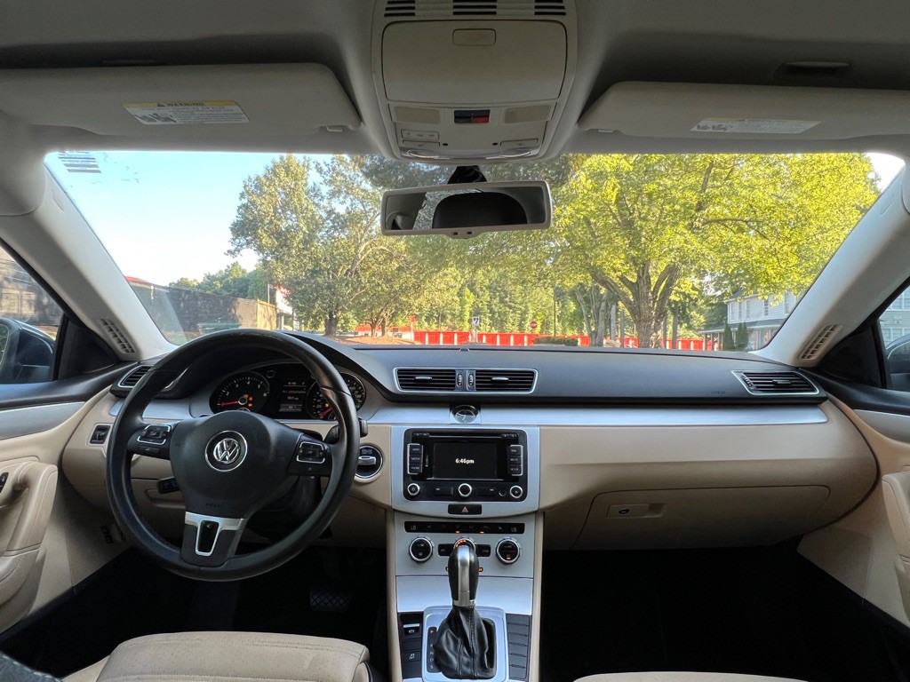 2015 Volkswagen CC Image 24